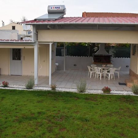 R Apartment Artemida  Exterior photo