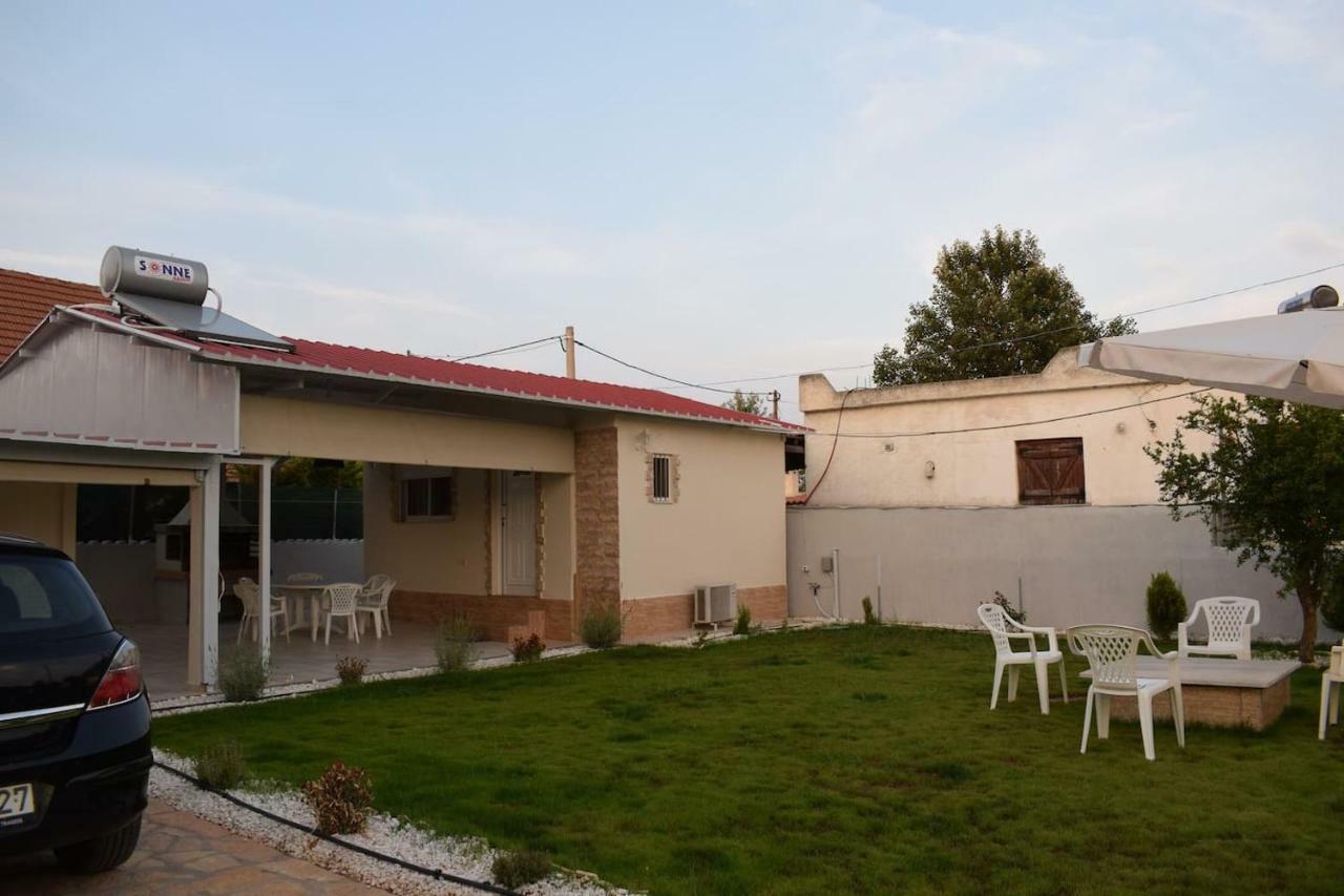 R Apartment Artemida  Exterior photo